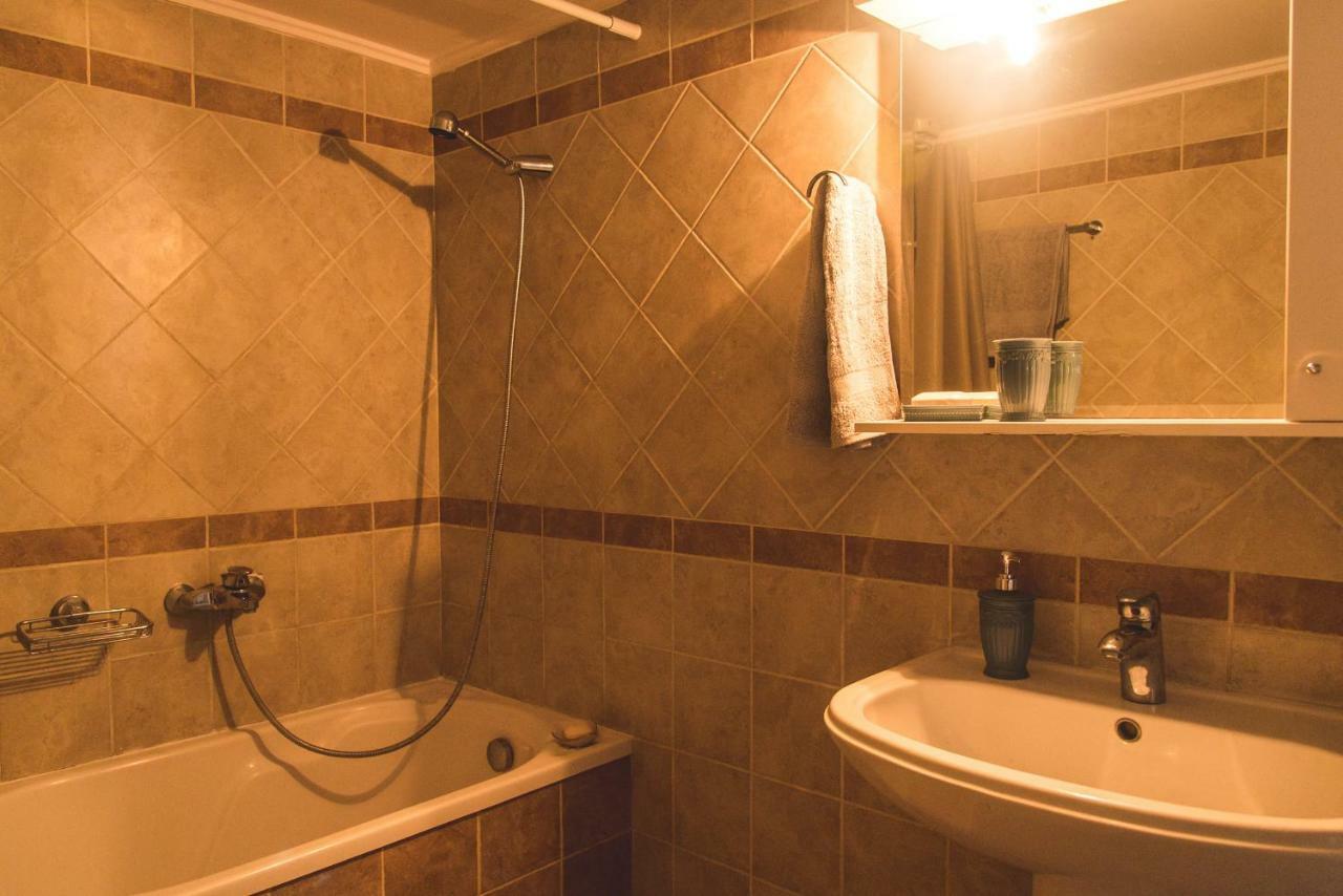 Cozy Spacious Apartment In The Heart Of Heraklion Dış mekan fotoğraf