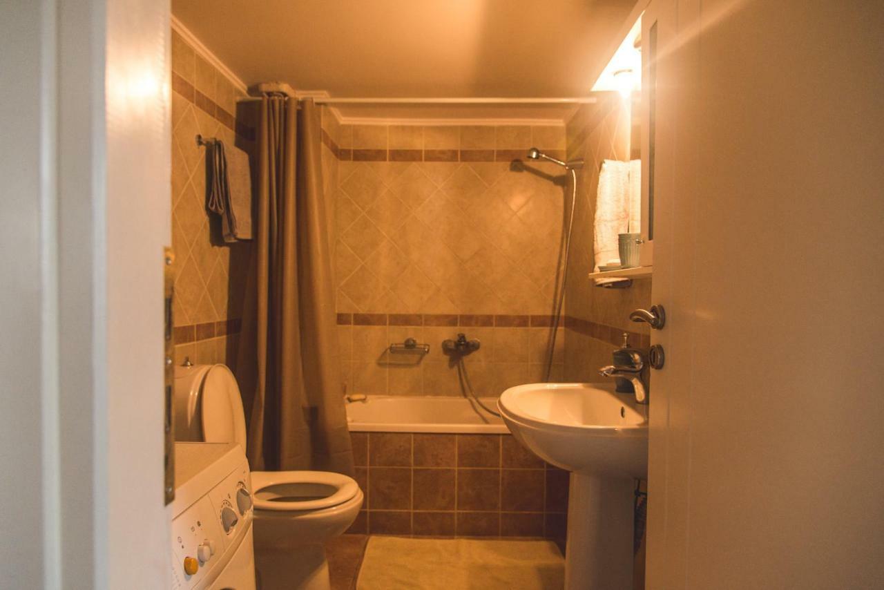 Cozy Spacious Apartment In The Heart Of Heraklion Dış mekan fotoğraf